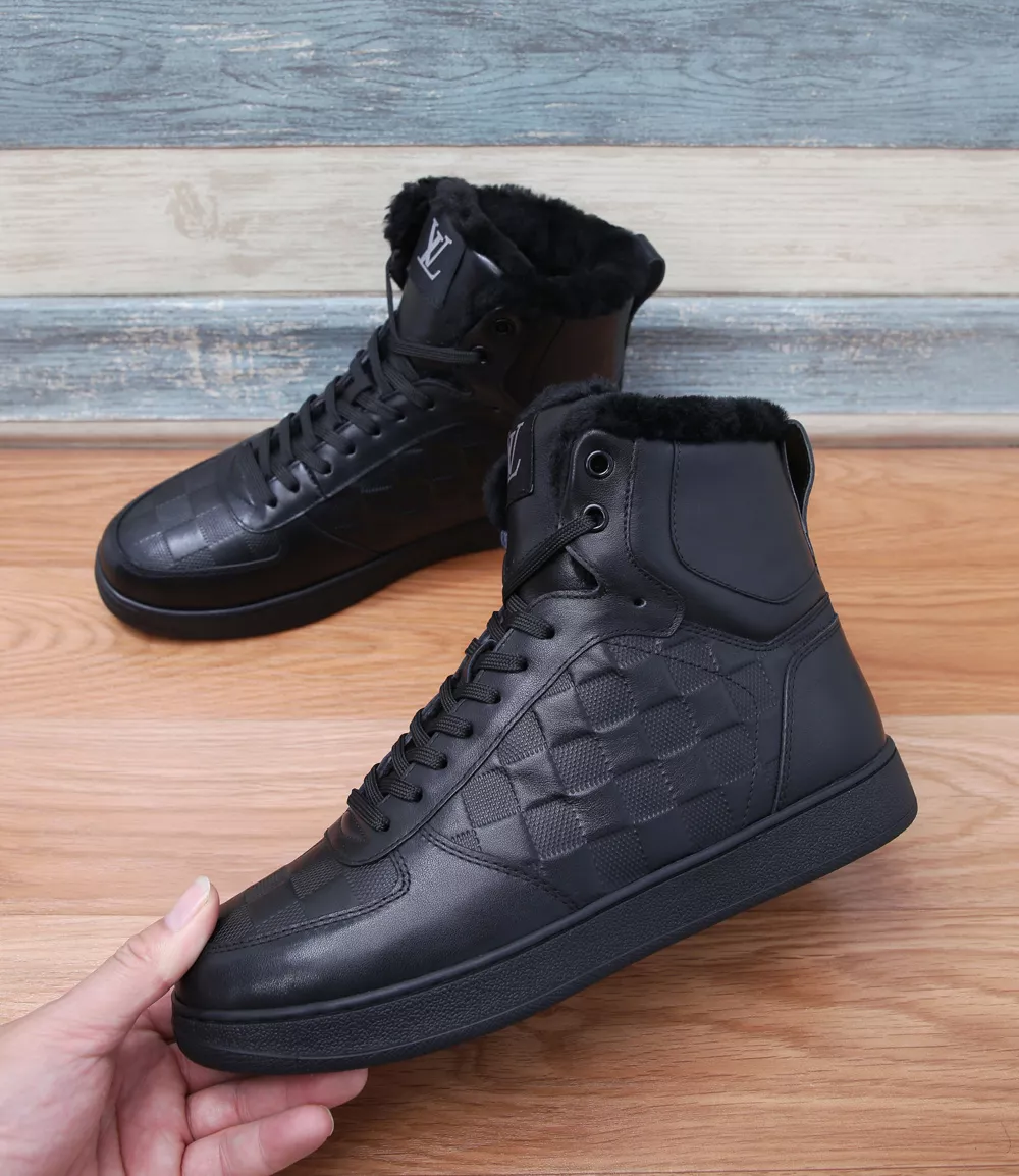 louis vuitton high tops chaussures pour homme s_12ba21a1